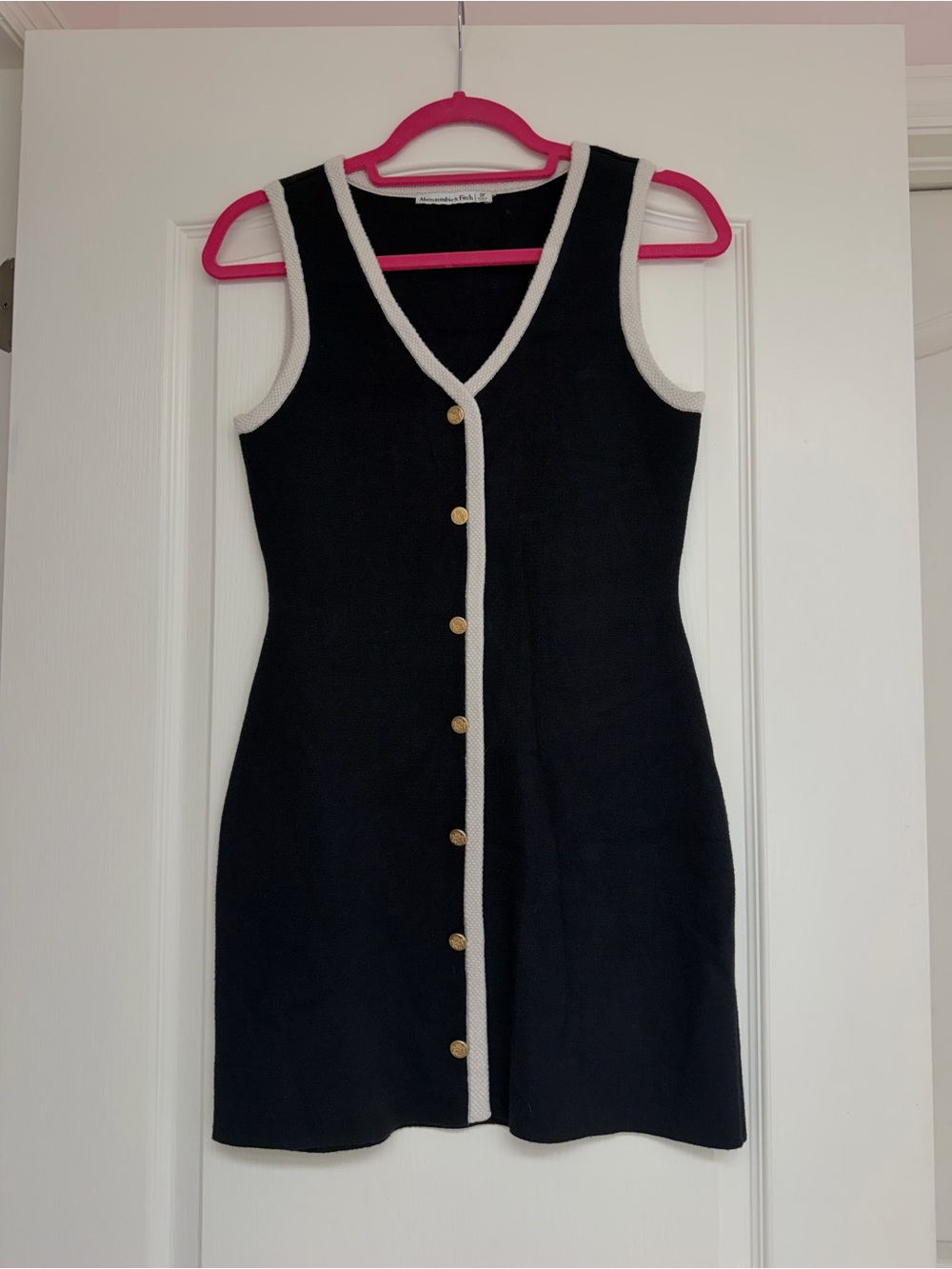 Abercrombie Sleeveless Black Knit Button-Front Dress with Cream Trim Size S